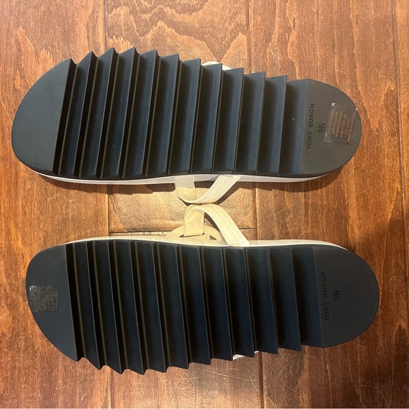 Tory Burch cloud lug new - Picture 3 of 8